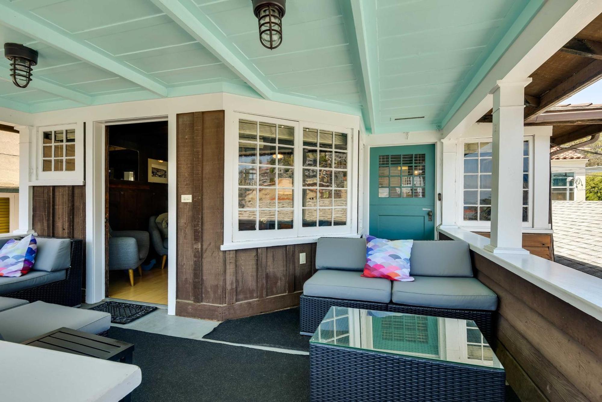 Charming Catalina Gem With Deck Walk To The Beach! Avalon Exterior photo